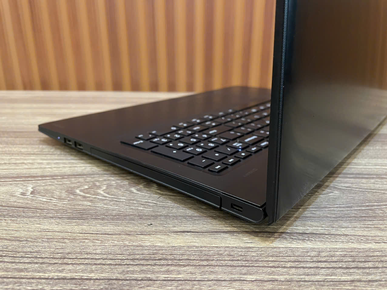 Laptop Lenovo Ideapad _ 15.6" FHD / i5-6200U / 8G / 120G