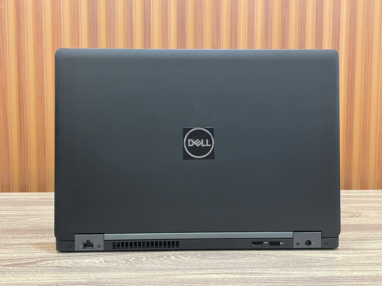 Laptop DELL Latitude 5591 - 15.6" FHD / i7-8850H / 16G / 120G / MX 130 (Tạm hết hàng)