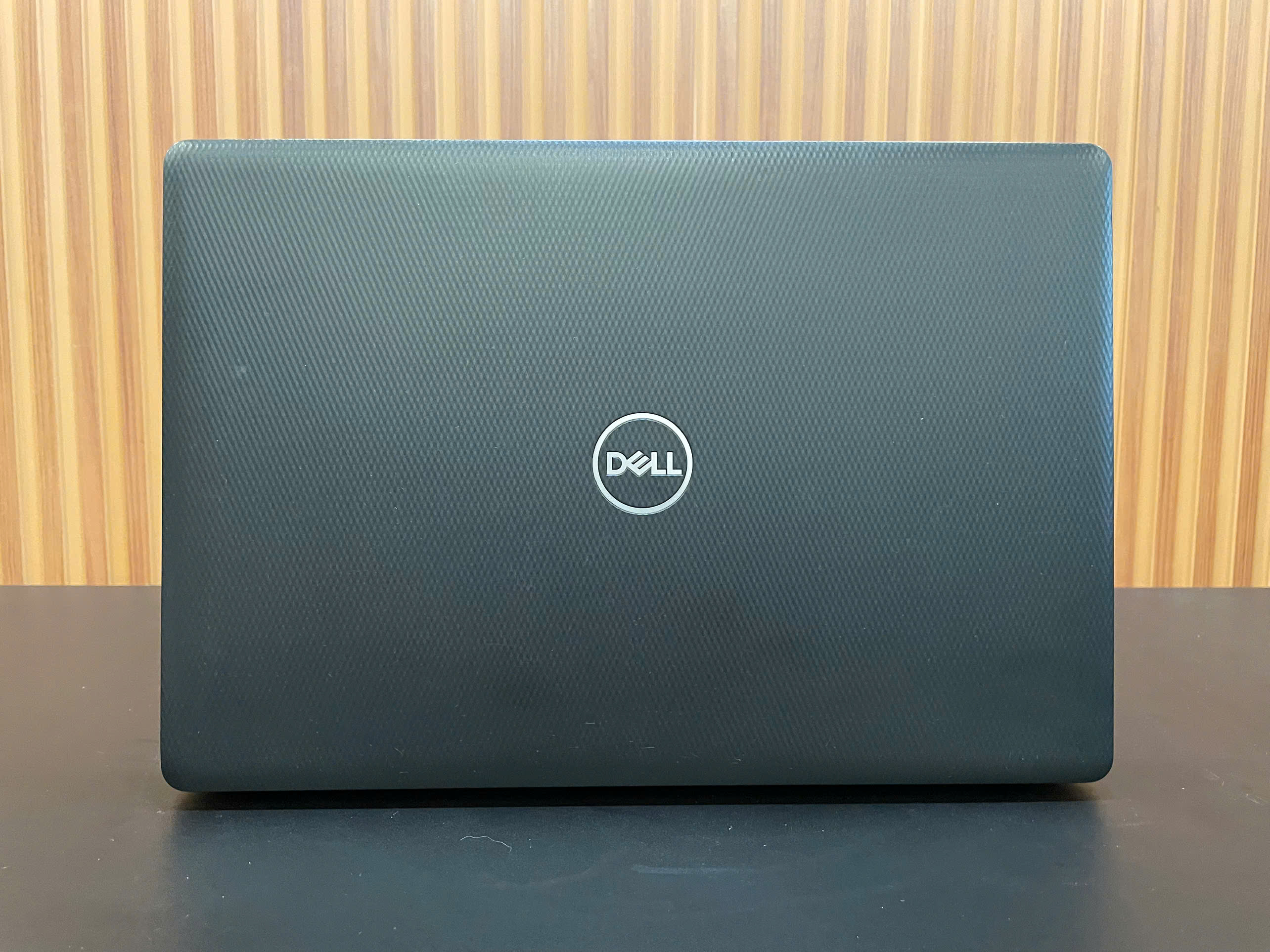 Laptop DELL Inspiron 15 3593 - 15.6" FHD / i5-1035G1 / 8G / 240G