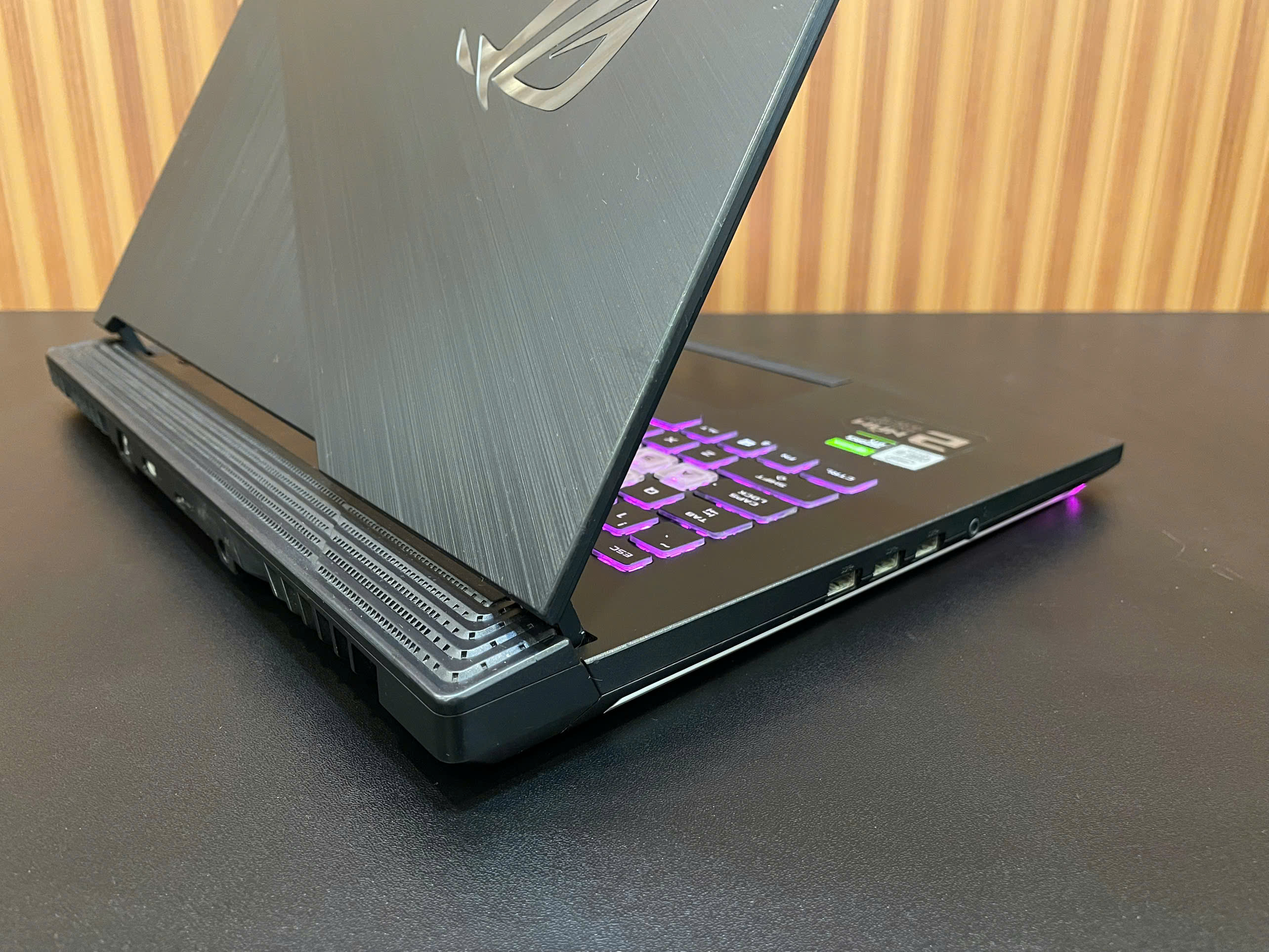 Laptop Gaming ASUS ROG Strix - 15.6" 144Hz / i5-10300H / 16G / 512G / GTX 1650 Ti (2nd)