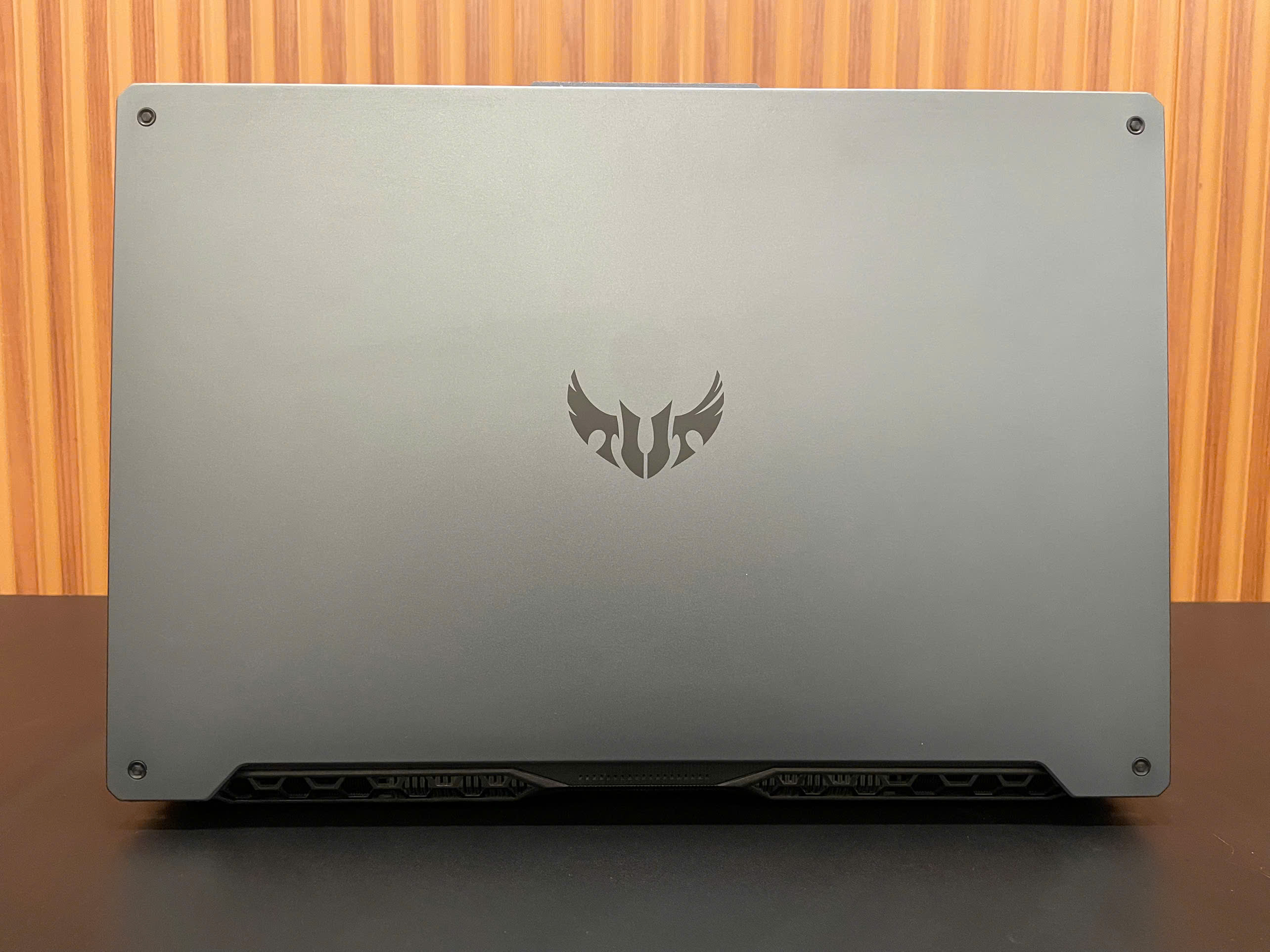 Laptop Gaming ASUS TUF - 17" 120Hz / R5 4600H / 16G / 512G / GTX 1650 Ti (2nd)