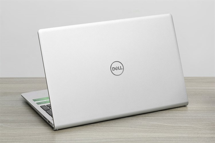 Laptop Dell Inspiron 15 3530 (Intel Core i5-1334U | 16GB | 512GB | Intel UHD Graphics | 15.6 inch FHD | Win 11 | Bạc)