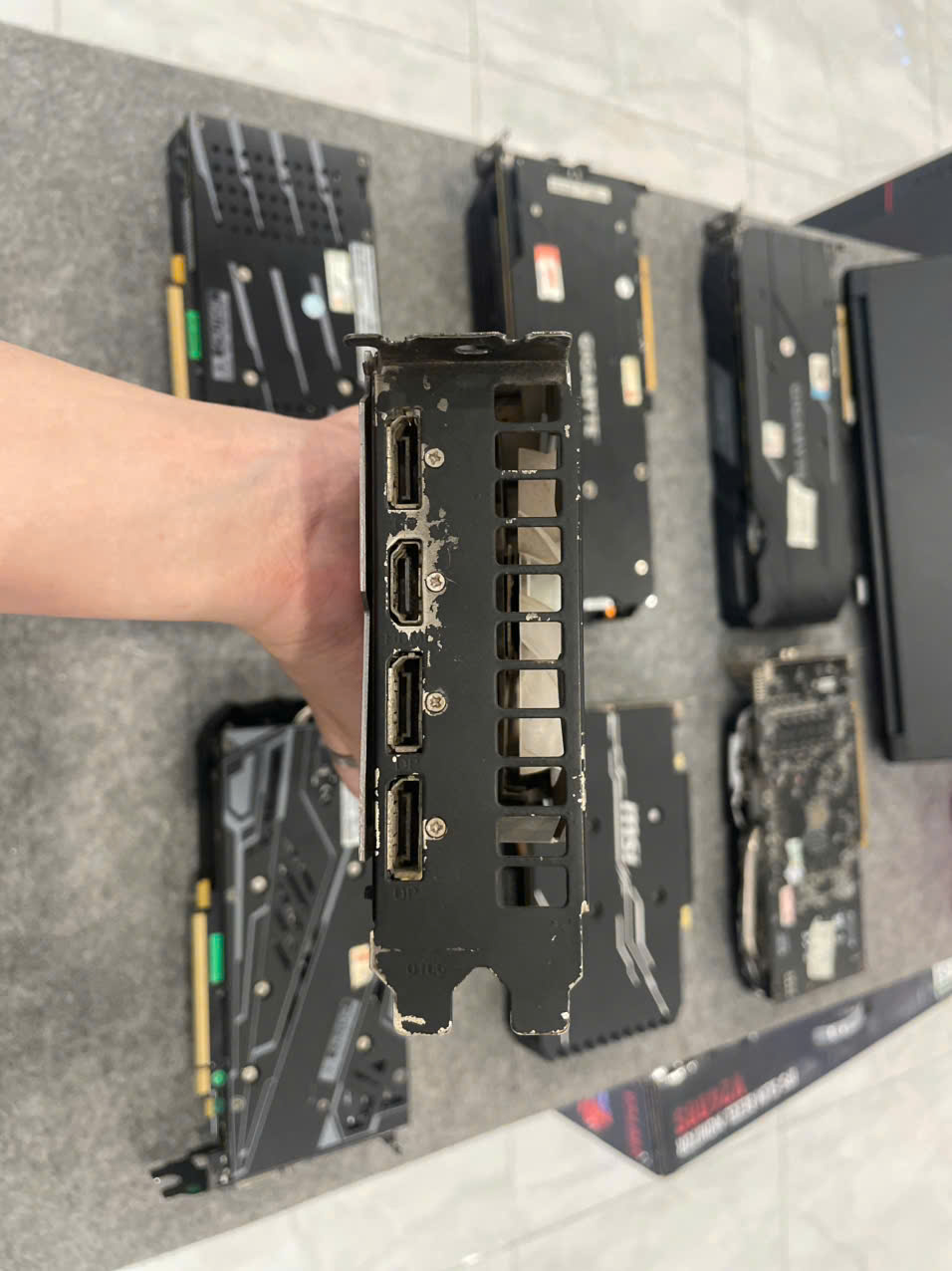 VGA GTX 1660 SUPER 6G 3 FAN LED GALAX Gaming Mạnh