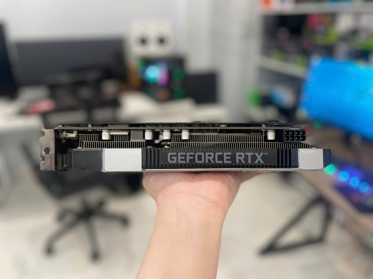 VGA RTX 2060 SUPER GALAX 2 FAN LED 8G Gaming MẠNH