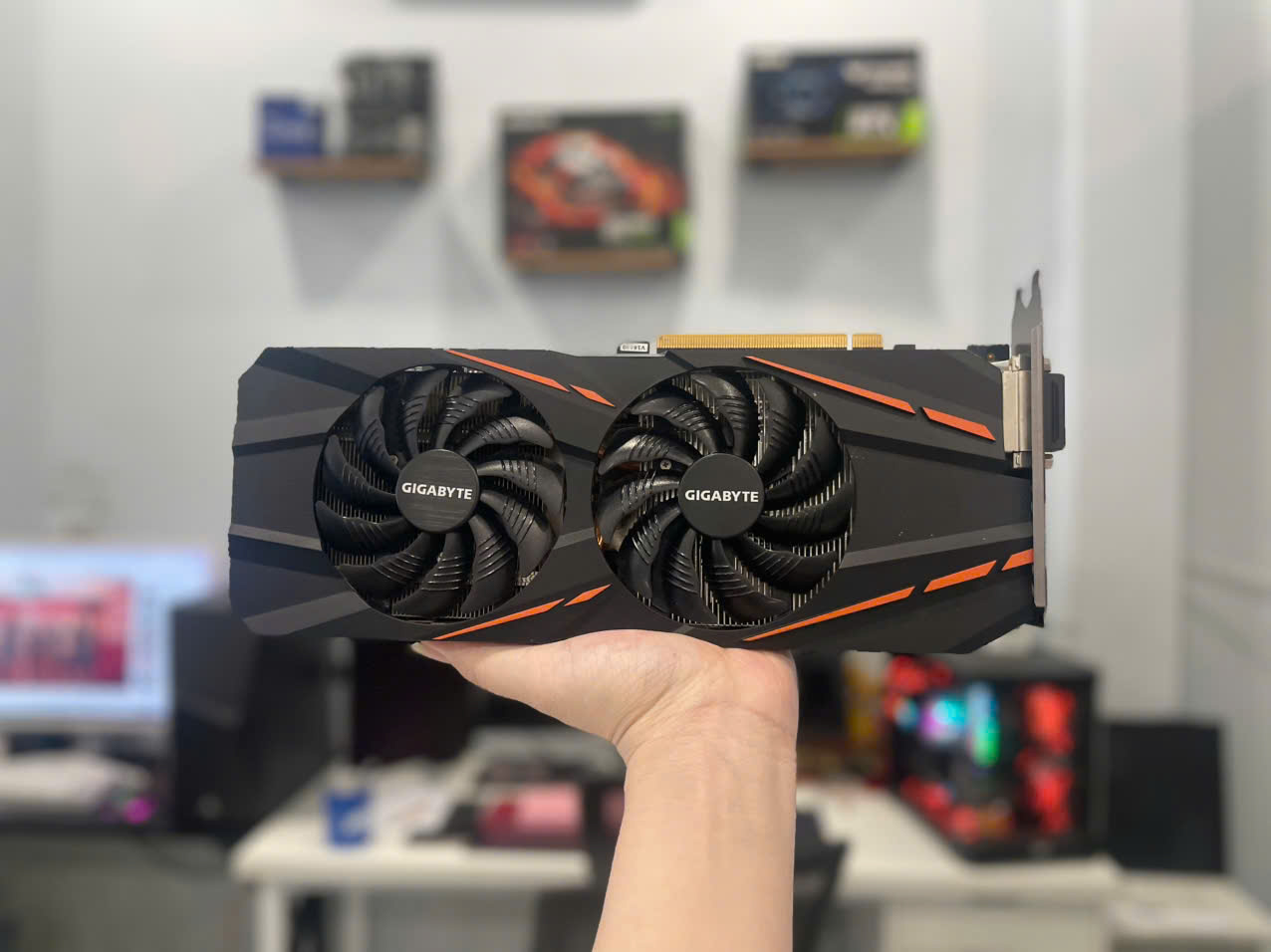 VGA GTX 1060 GAMING G1 2 FAN 3G GIGABYTE Mạnh đẹp