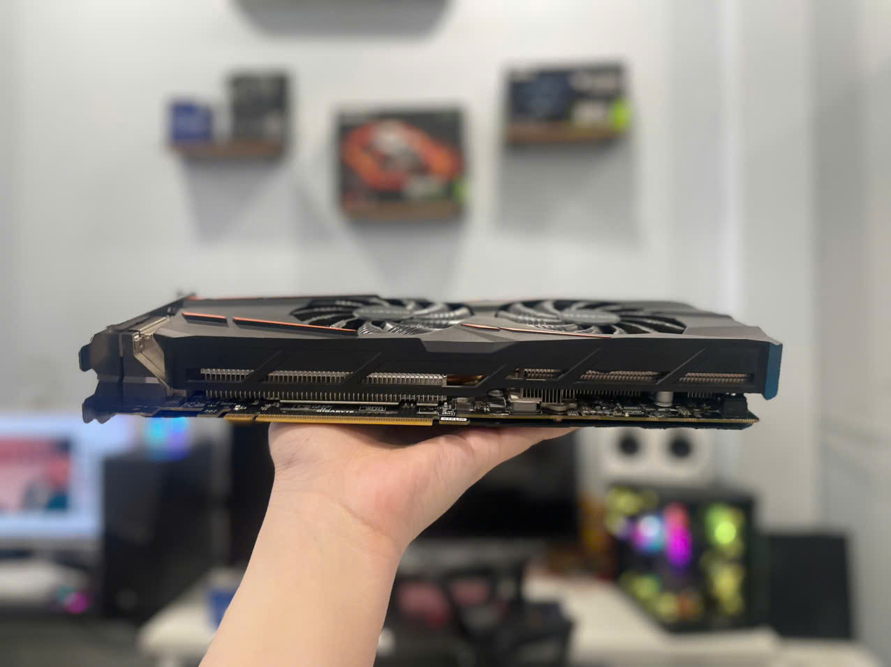 VGA GTX 1060 GAMING G1 2 FAN 3G GIGABYTE Mạnh đẹp