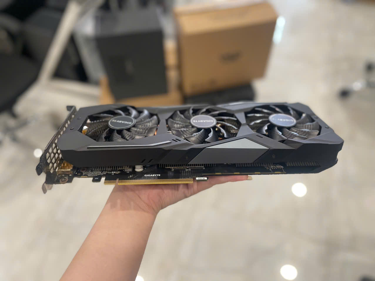 VGA GTX 1660 SUPER GIGA 3 FAN 6G Mát Đẹp Mạnh!!