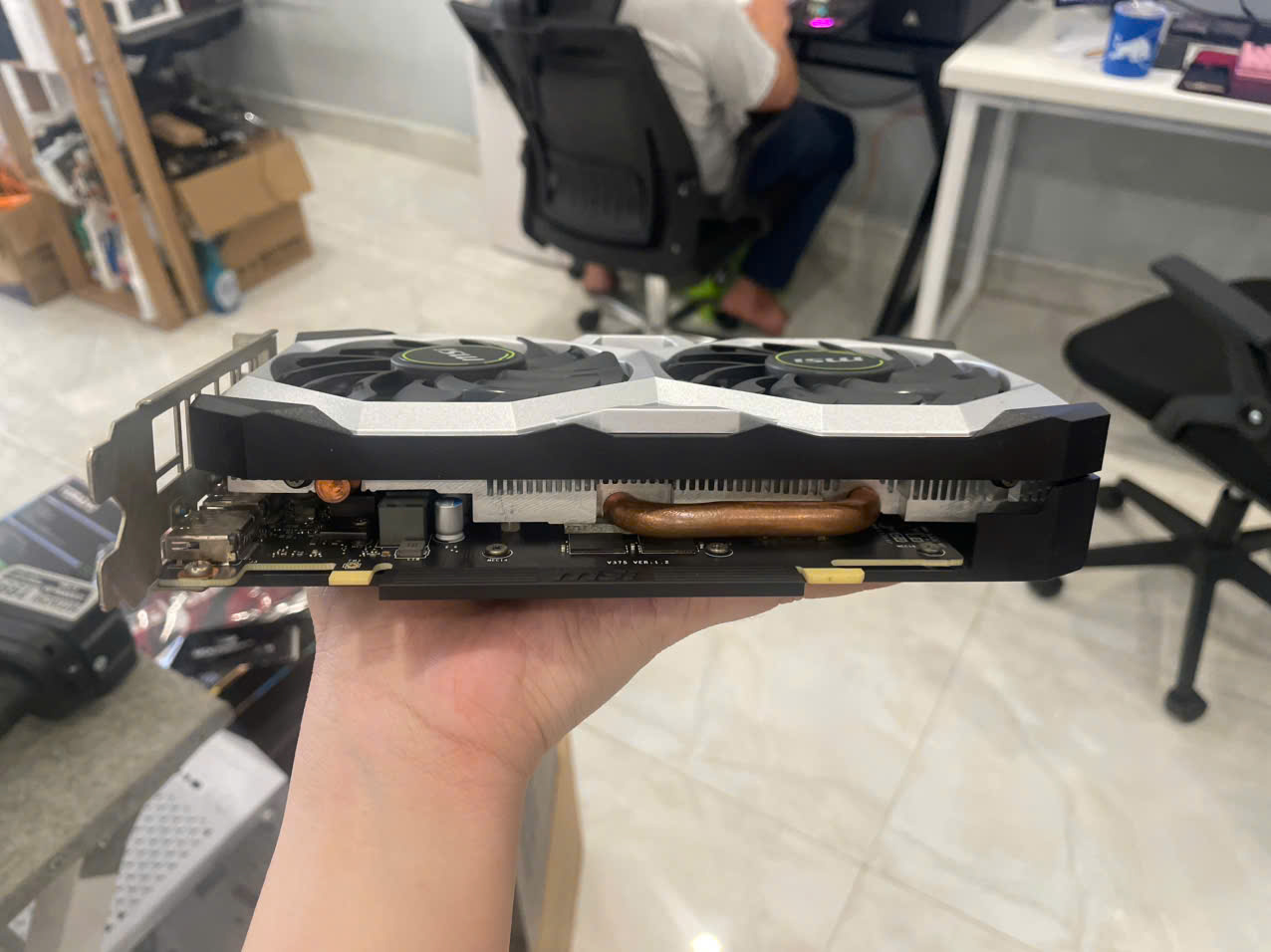 VGA GTX 1660 TI VETUS 6G 2 FAN MSI - Gọn nhẹ mát !