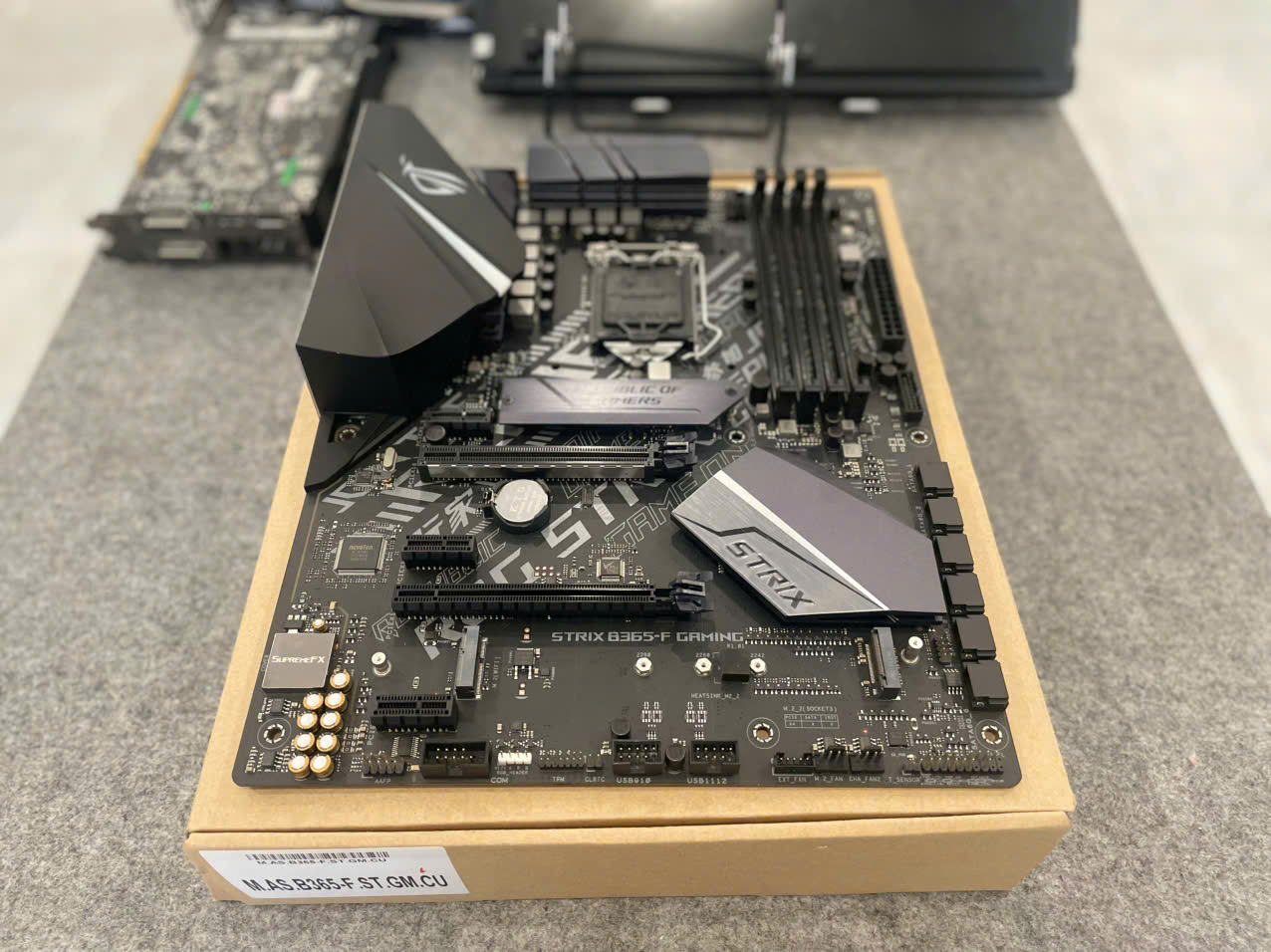 Main B365 asus ROG F Gaming hiệu năng cao
