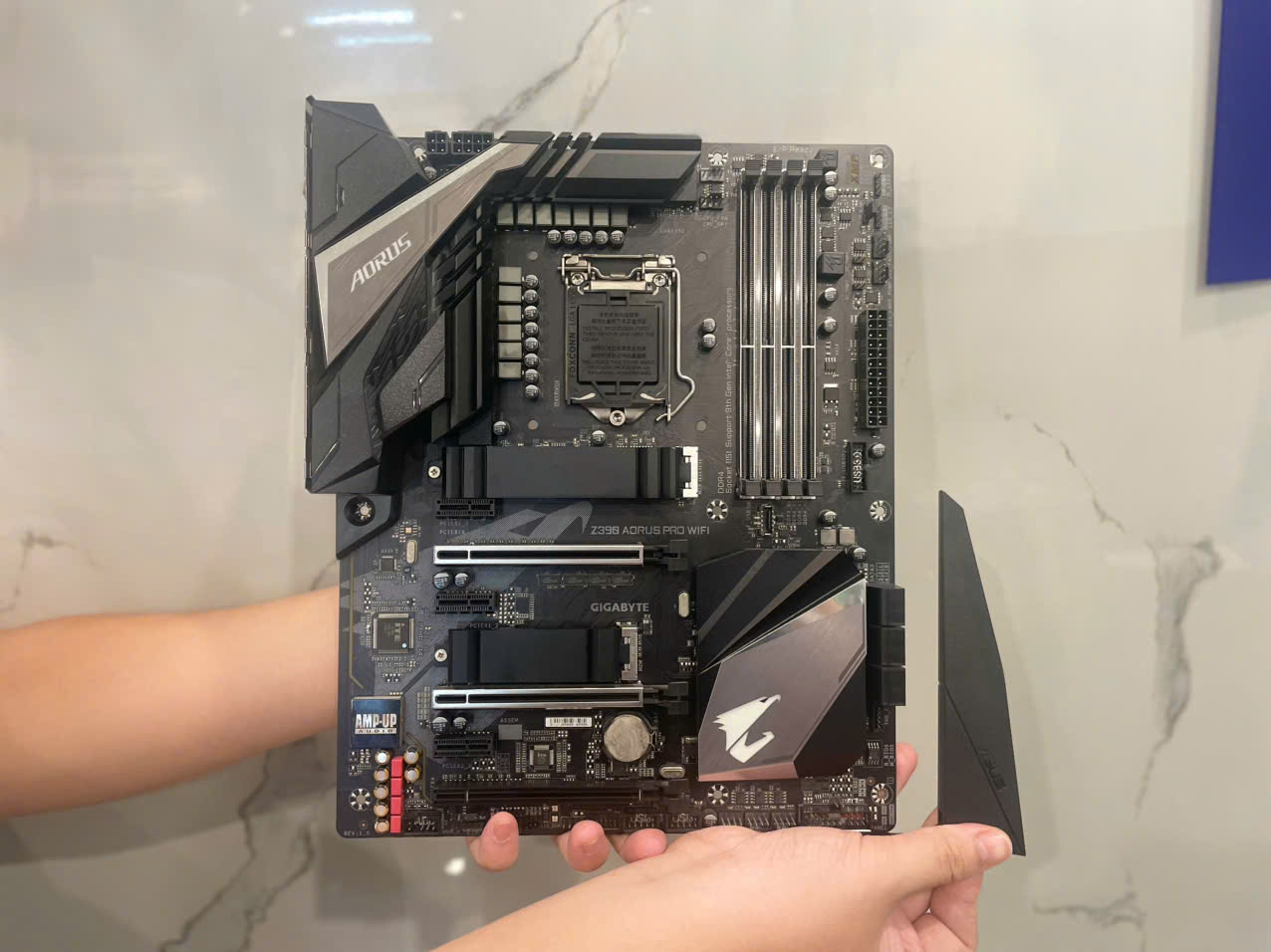 Main Z390 AORUS PRO WIFI Cấu hình khủng