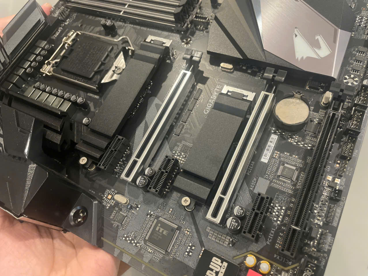Main Z390 AORUS PRO WIFI Cấu hình khủng